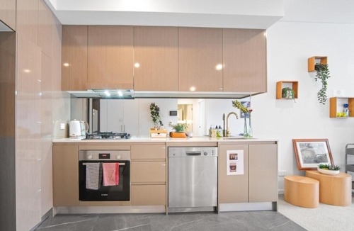 Wentworth Point Apartment | Spacious1 BR@waterfront Olympic Park free carpark