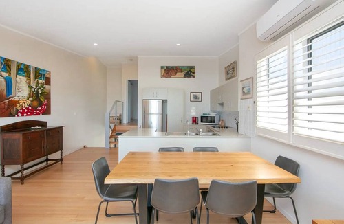 Angourie Apartment | Split-level townhouse in the heart of Angourie