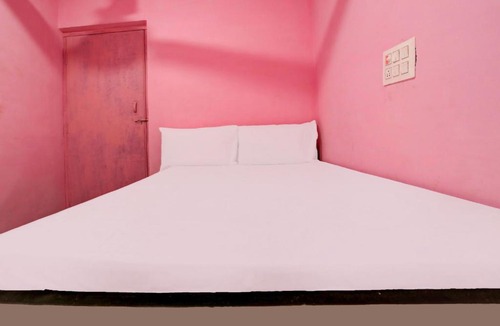 Aligarh Hotel | SPOT ON Hotel Yours Choice