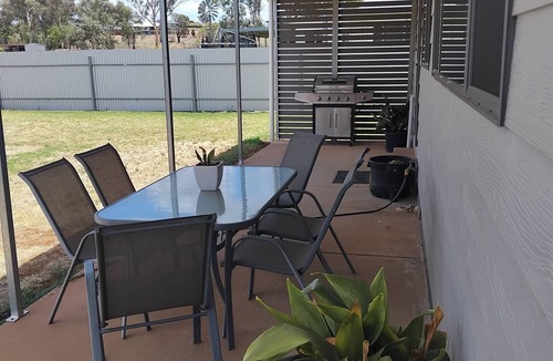 Parkes House | Spring Valley Cottage