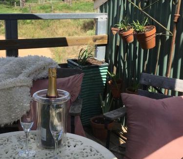 Rydal Apartment | Springmead Rustic Cabin