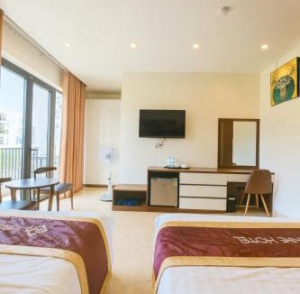 Ha Long Hotel | Square Hostel