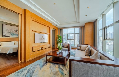 Yunyan District Hotel | SSAW Hotel Guiyang Beijing Road Guiyi Subway Station