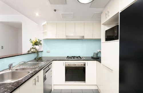 St. Leonards Apartment | St Leonards - ATCH2 - Atchison Street - Stylish Apartment with Home Office, Walk to St Leonards Crows Nest