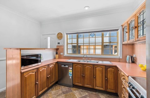Stanwell Park House | Stanwell Park Escape Sprawling Beachfront Living