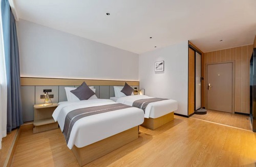 Baiyun Hotel | Star Season Hotel