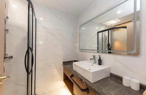 Qingpu Hotel | Starway Hotel Shanghai Hongqiao National Exhibition and Convention Center Beiqing Road