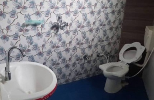 Vrindavan House | Stay in Vrindavan. Near ISKCON Temple Vrindavan