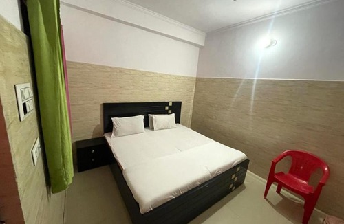 Indira Nagar Hotel | STAYMAKER Hotel Mauryan's near High Court