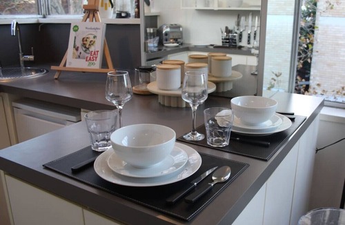 Elizabeth Bay Apartment | Studio close to city and marina