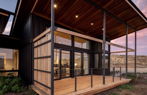 Carrickalinga Apartment | Studio on Forktree – Modern Coastal Retreat
