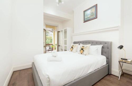 Millers Point Apartment | STUNNING SYDNEY HOME 8