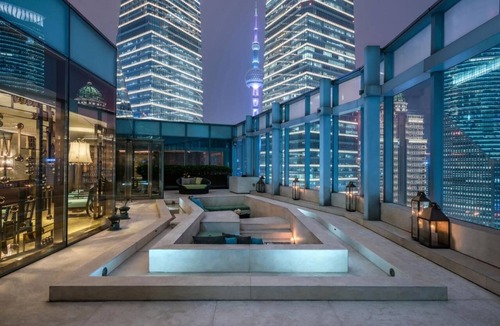 Lujiazui Apartment | Stylish 3 Bedroom Apartment Near Shanghai World Financial Centre