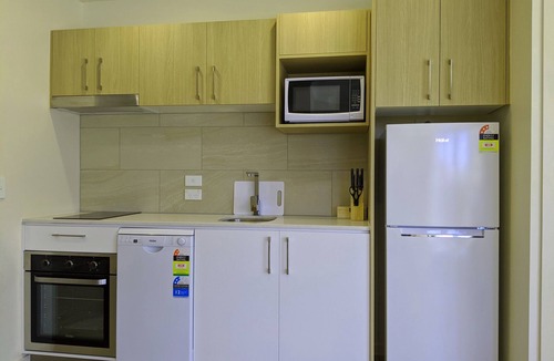 Windsor Apartment | Stylish 3 bedroom apartment in Windsor, Brisbane