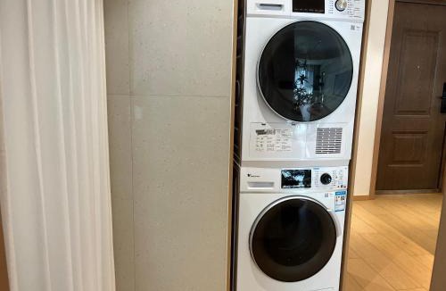 Yongding Apartment | Stylish 3 RMs city APT, with laundry sets, Easy to go main locations
