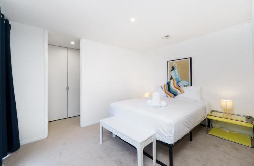 Hawker House | Stylish 3BR in Hawker - Colorful and Renovated - Hosted by CanStay