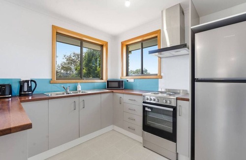Bellerive House | Stylish Bellerive Hideaway