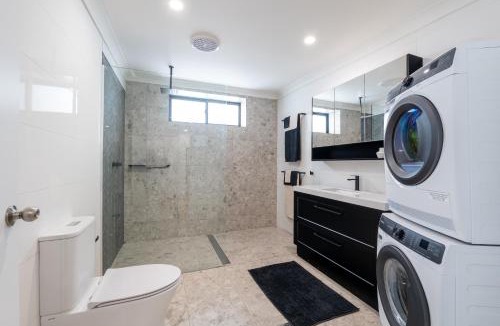 West Ryde Apartment | Stylish Pet-Friendly Retreat Near Acer Arena & Olympic Park