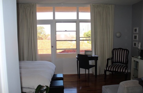 Kirribilli Apartment | Stylish Studio in Kirribilli! Best neighborhood in Sydney!