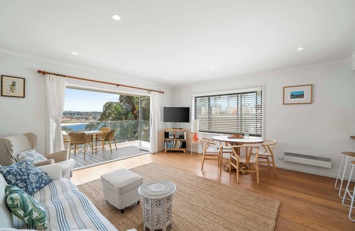 Bondi Apartment | Stylish Tamarama Beachside