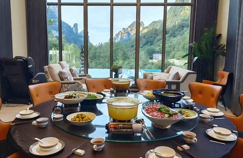 Wulingyuan Hotel | Sun Valley Resort