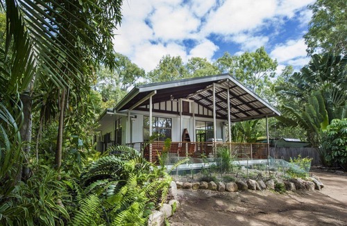 Horseshoe Bay House | Sunbird Retreat