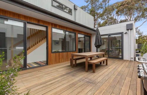 Barwon Heads House | Sundrenched Barwon Heads, Pet friendly.