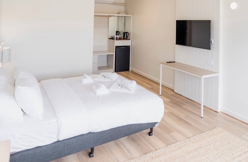 Port Broughton Hotel | Sunnyside Motel