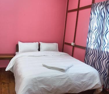 Bomdila House | Sunrise Homestay