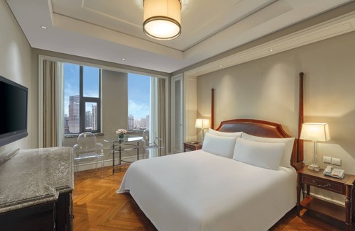 The North Bund Hotel | Sunrise on the Bund