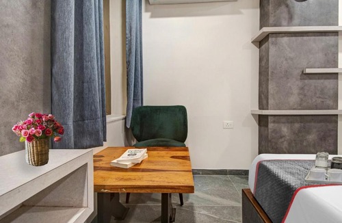Jaipur Hotel | Super Townhouse OAK Hotel Rudra