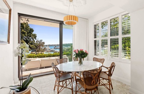 Rose Bay Apartment | Superb 2-Bed Apartment Facing Rose Bay Marina