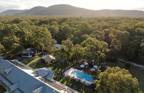 Crescent Head Hotel | Surfaris