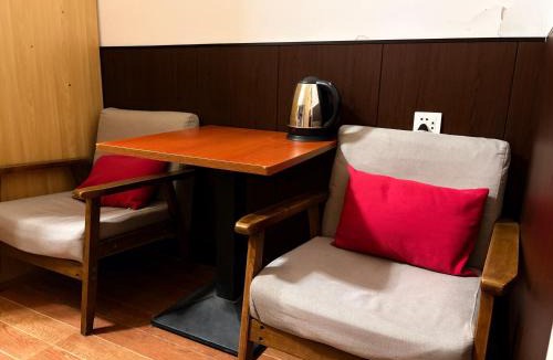 Suzhou Old Town Hostel | Suzhou Blue Gate Books&Kombucha Lounge