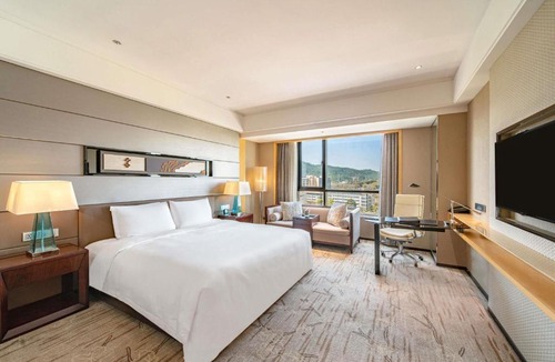Guangzhou Hotel | Swissôtel Guangzhou