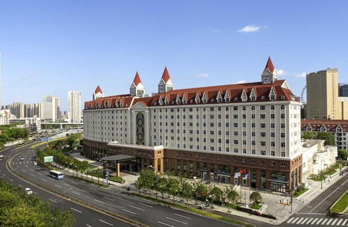 Lianhua Community Hotel | Swissôtel Hefei Grand Park