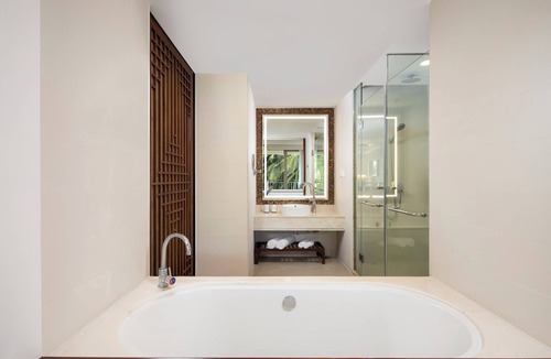 Jiyang Hotel | Swissôtel Sanya Yalong Bay