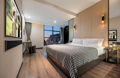 Yuzhong Hotel | Syah River View Hotel - Chongqing Jiefangbei