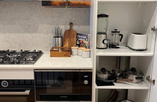 Surry Hills House | Sydney CBD Newly Renovated Large Terrace