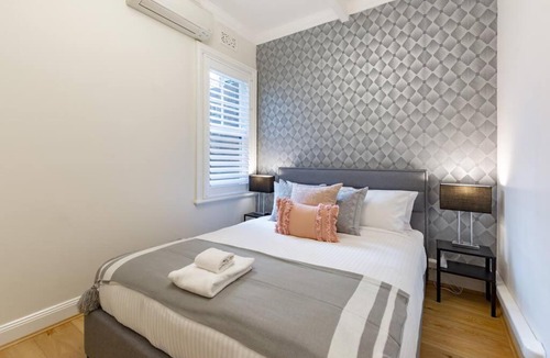 Millers Point Apartment | Sydney CBD Waterview Home 60