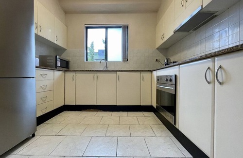 Burwood Apartment | Sydney Two-Level 3BDR 3BATH near CBD & Olympic Park