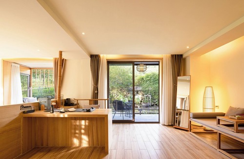 Yi County Hotel | Tachuan Resort