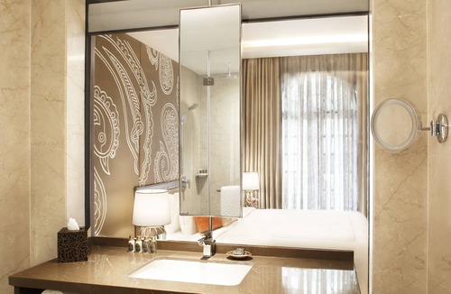 Gomti Nagar Hotel | Taj Mahal Lucknow