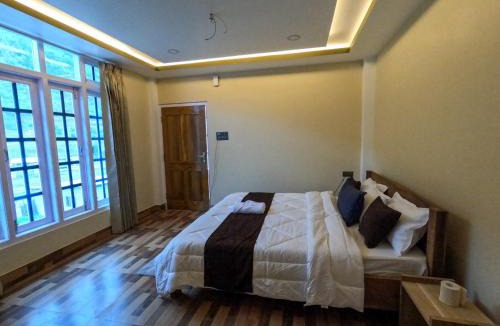 Bomdila Hotel | Taleries Stays