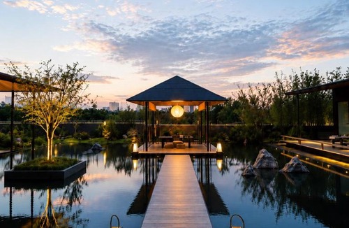 Chengdu City Centre Hotel | Terra Art Zen Hotel with Rooftop Zen Garden, Veggie Dining,Pick-up service,English speaking,Free Laundry