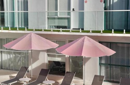 Bilinga Hotel | Tessa's on the Beach