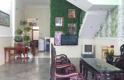 Quy Nhon House | Thành Đạt 2 Hostel, full house, 2minutes walk to the beach