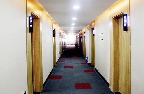 Shijiazhuang Hotel | Thank Inn Chain Hotel Hebei Shijiazhuang Xingtang Town North Yongchang Road