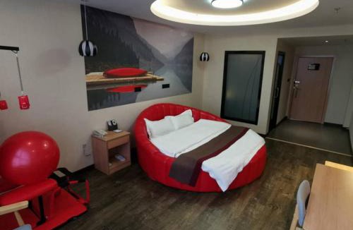 Haizhou District Hotel | Thank Inn Plus Hotel Liaoning Fuxin Passenger Terminal Station Store