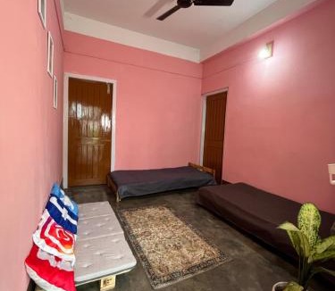 Sualkuchi Hostel | The Backpackers Hostel